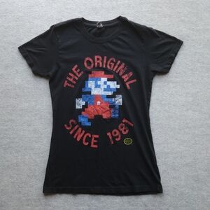 Nintendo Women's 8-Bit Super Mario 1981 "The Original" T-Shirt Sz Small